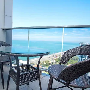  شقة Sea To Sky Beachfront Studio With Stunning Sea Views In جورجيا