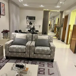  شقة كبيرة عائلية Vip الوادي المملكة العربية السعودية